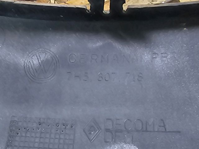 bontott VW TRANSPORTER Jobb első Lökhárító Vakborítás