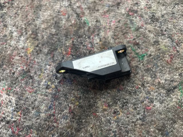 bontott VW TRANSPORTER Jobb első Oldal Ütközés Érzékelő