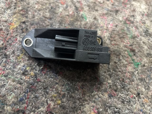 bontott VW TRANSPORTER Jobb első Oldal Ütközés Érzékelő