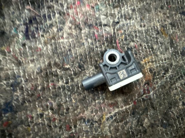 bontott VW TRANSPORTER Jobb első Oldal Ütközés Érzékelő