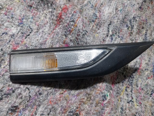 bontott VW TRANSPORTER Jobb első Sárvédő Irányjelző