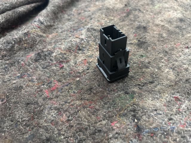 bontott VW TRANSPORTER Jobb első Ülésfűtés Kapcsoló