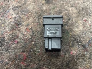 bontott VW TRANSPORTER Jobb első Ülésfűtés Kapcsoló