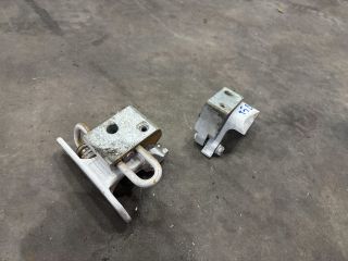 bontott VW TRANSPORTER Jobb első Zsanér