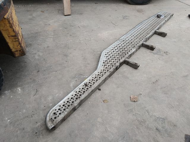 bontott VW TRANSPORTER Jobb Fellépő