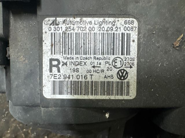 bontott VW TRANSPORTER Jobb Fényszóró