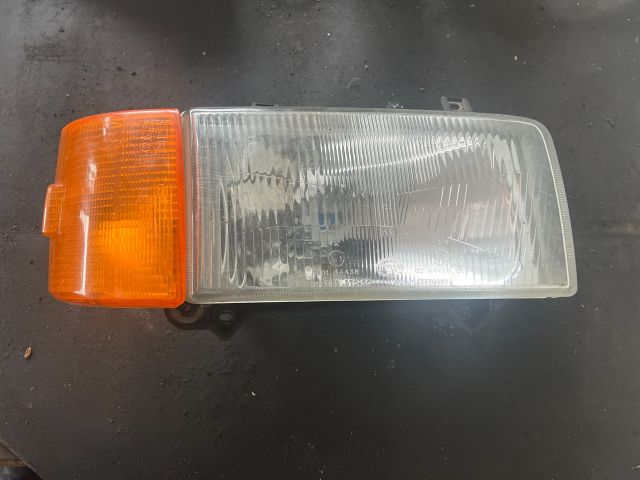 bontott VW TRANSPORTER Jobb Fényszóró