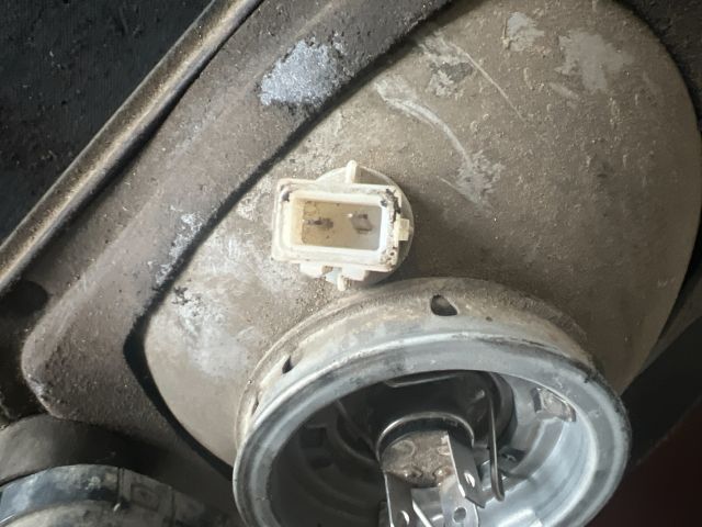 bontott VW TRANSPORTER Jobb Fényszóró