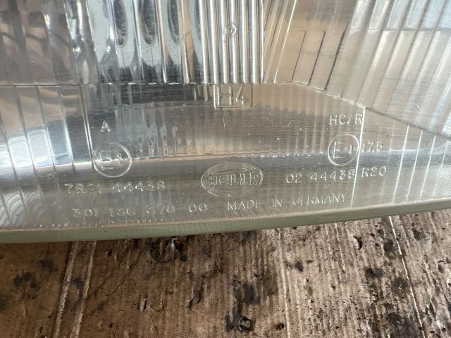 bontott VW TRANSPORTER Jobb Fényszóró