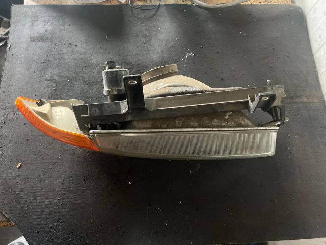 bontott VW TRANSPORTER Jobb Fényszóró