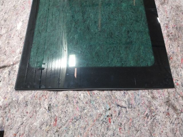 bontott VW TRANSPORTER Jobb hátsó Ablak