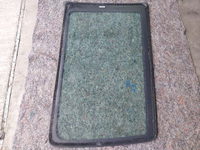 bontott VW TRANSPORTER Jobb hátsó Ablak