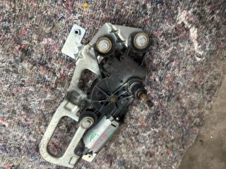 bontott VW TRANSPORTER Jobb hátsó Ablaktörlő Motor