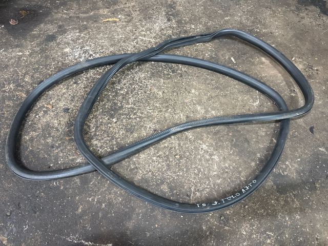 bontott VW TRANSPORTER Jobb hátsó Ajtó Szigetelés