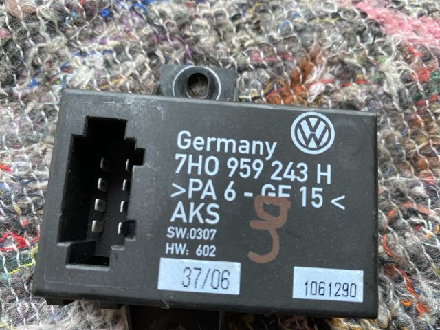 bontott VW TRANSPORTER Jobb hátsó Ajtó Vezérlőegység