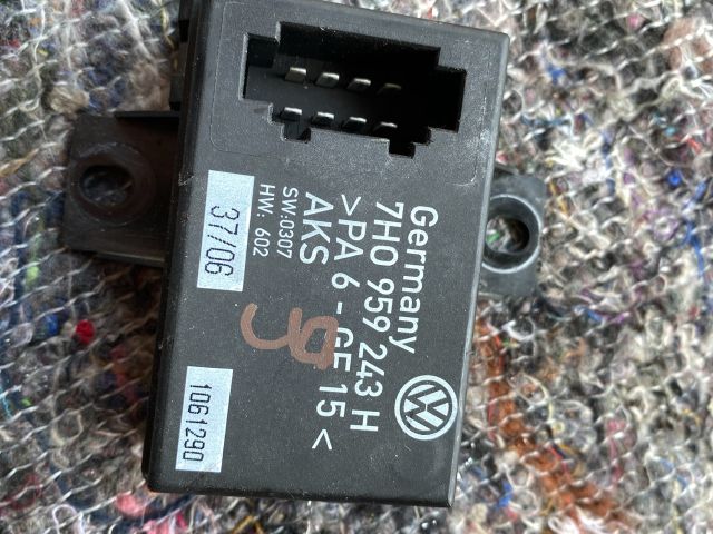 bontott VW TRANSPORTER Jobb hátsó Ajtó Vezérlőegység