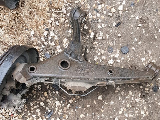 bontott VW TRANSPORTER Jobb hátsó Alsó Hátsó Lengőkar