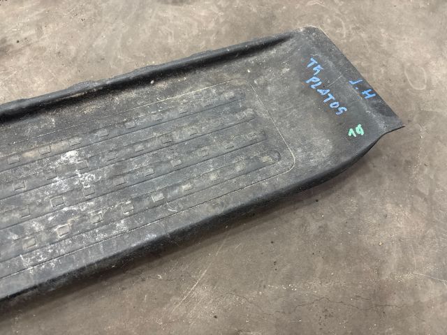 bontott VW TRANSPORTER Jobb hátsó Belső Küszöb Burkolat