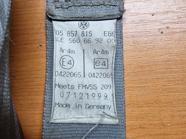 bontott VW TRANSPORTER Jobb hátsó Biztonsági Öv