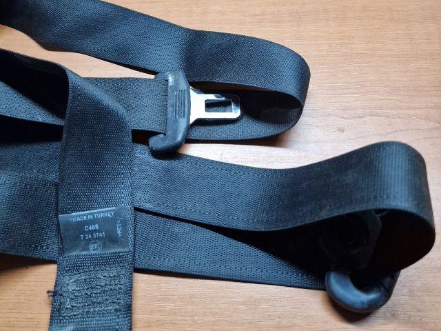 bontott VW TRANSPORTER Jobb hátsó Biztonsági Öv