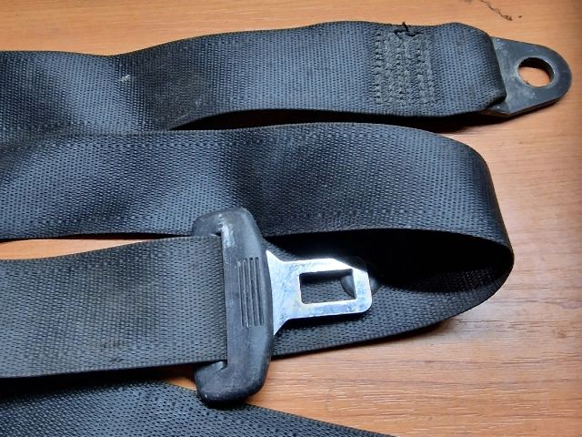 bontott VW TRANSPORTER Jobb hátsó Biztonsági Öv