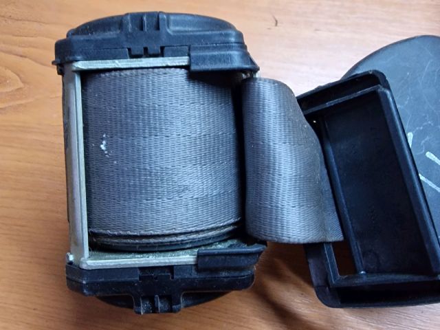 bontott VW TRANSPORTER Jobb hátsó Biztonsági Öv