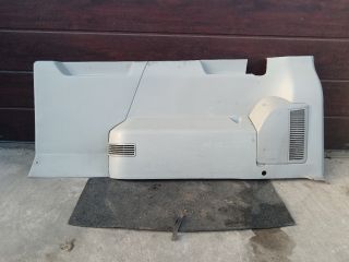bontott VW TRANSPORTER Jobb hátsó Csomagtér Burkolat (Műanyag)