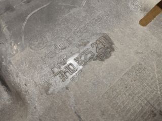 bontott VW TRANSPORTER Jobb hátsó Fenéklemez