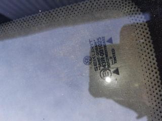 bontott VW TRANSPORTER Jobb hátsó Fixüveg (Ajtóban)