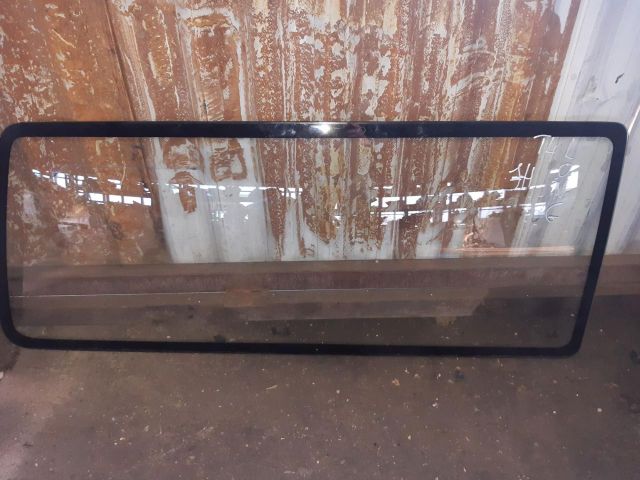 bontott VW TRANSPORTER Jobb hátsó Fixüveg (Ajtóban)