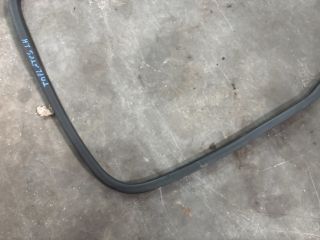 bontott VW TRANSPORTER Jobb hátsó Gumikéder