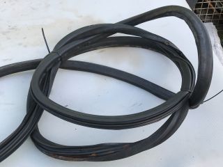 bontott VW TRANSPORTER Jobb hátsó Gumikéder