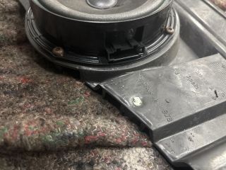 bontott VW TRANSPORTER Jobb hátsó Hangszóró