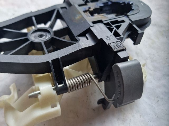 bontott VW TRANSPORTER Jobb hátsó Külső Kilincsfészek