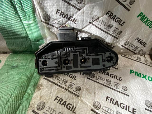 bontott VW TRANSPORTER Jobb Hátsó Lámpa Foglalat