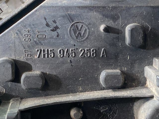 bontott VW TRANSPORTER Jobb Hátsó Lámpa Foglalat