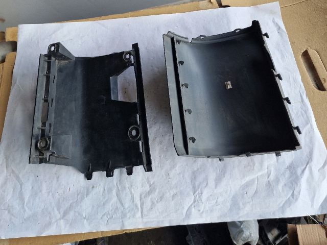 bontott VW TRANSPORTER Jobb hátsó Lökhárító Sarok (Műanyag)