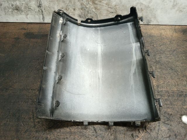 bontott VW TRANSPORTER Jobb hátsó Lökhárító Sarok (Műanyag)