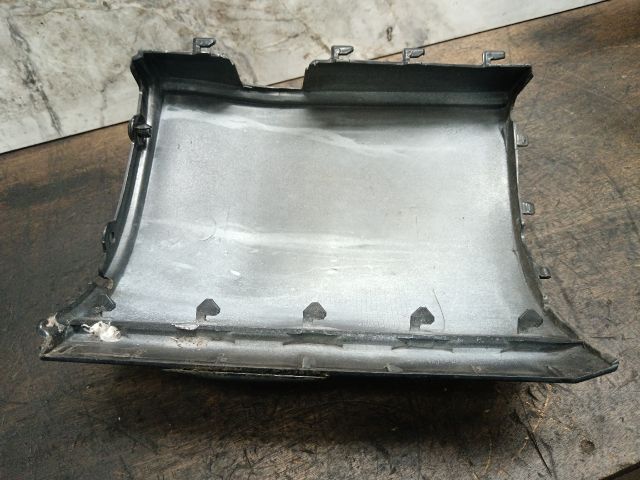 bontott VW TRANSPORTER Jobb hátsó Lökhárító Sarok (Műanyag)