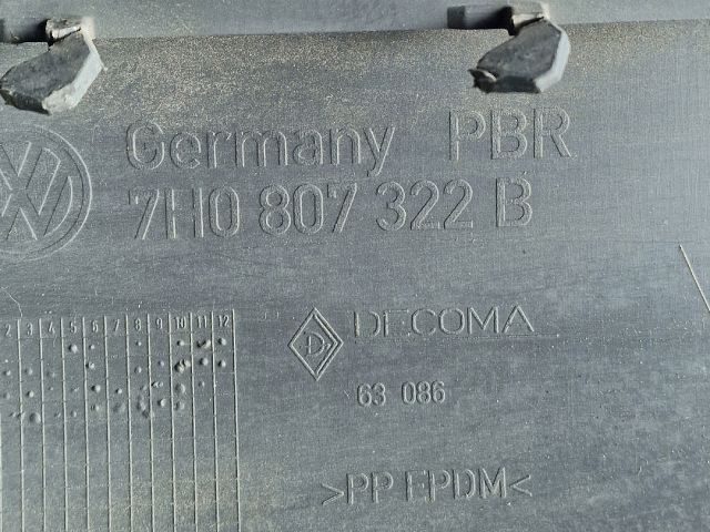 bontott VW TRANSPORTER Jobb hátsó Lökhárító Sarok (Műanyag)