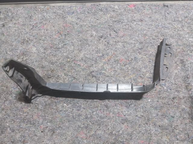 bontott VW TRANSPORTER Jobb hátsó Oldal Lökhárító Tartó (Műanyag)