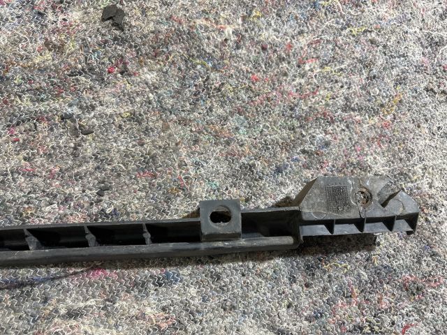 bontott VW TRANSPORTER Jobb hátsó Oldal Lökhárító Tartó (Műanyag)