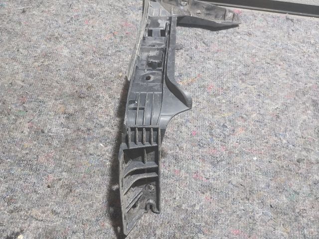 bontott VW TRANSPORTER Jobb hátsó Oldal Lökhárító Tartó (Műanyag)