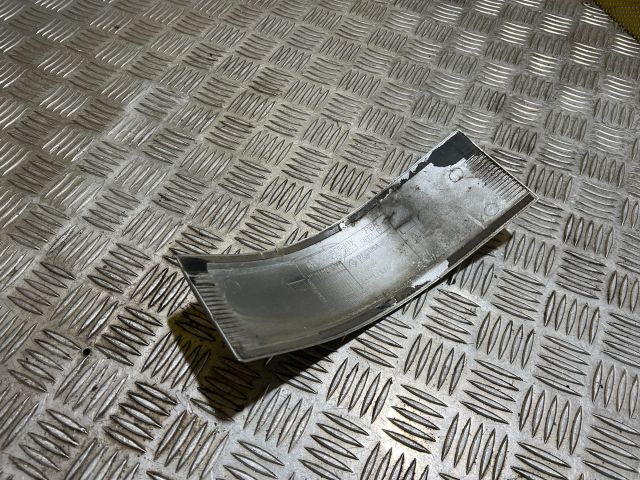 bontott VW TRANSPORTER Jobb hátsó Sárvédő Díszléc