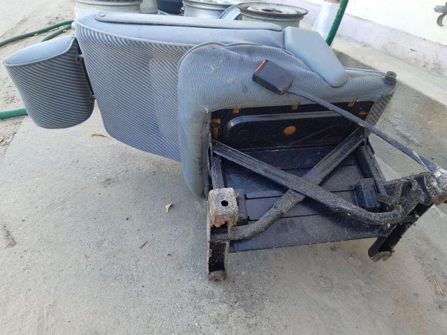 bontott VW TRANSPORTER Jobb hátsó Ülés