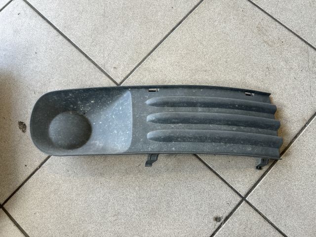 bontott VW TRANSPORTER Jobb Ködlámpa Rács