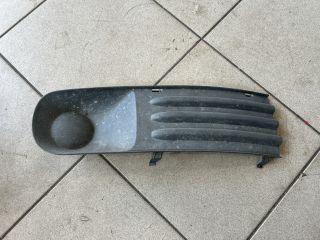 bontott VW TRANSPORTER Jobb Ködlámpa Rács