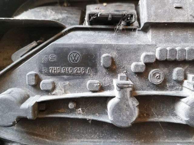 bontott VW TRANSPORTER Jobb Külső Hátsó Lámpa