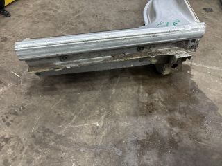 bontott VW TRANSPORTER Jobb Küszöb