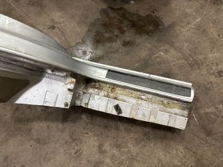 bontott VW TRANSPORTER Jobb Küszöb